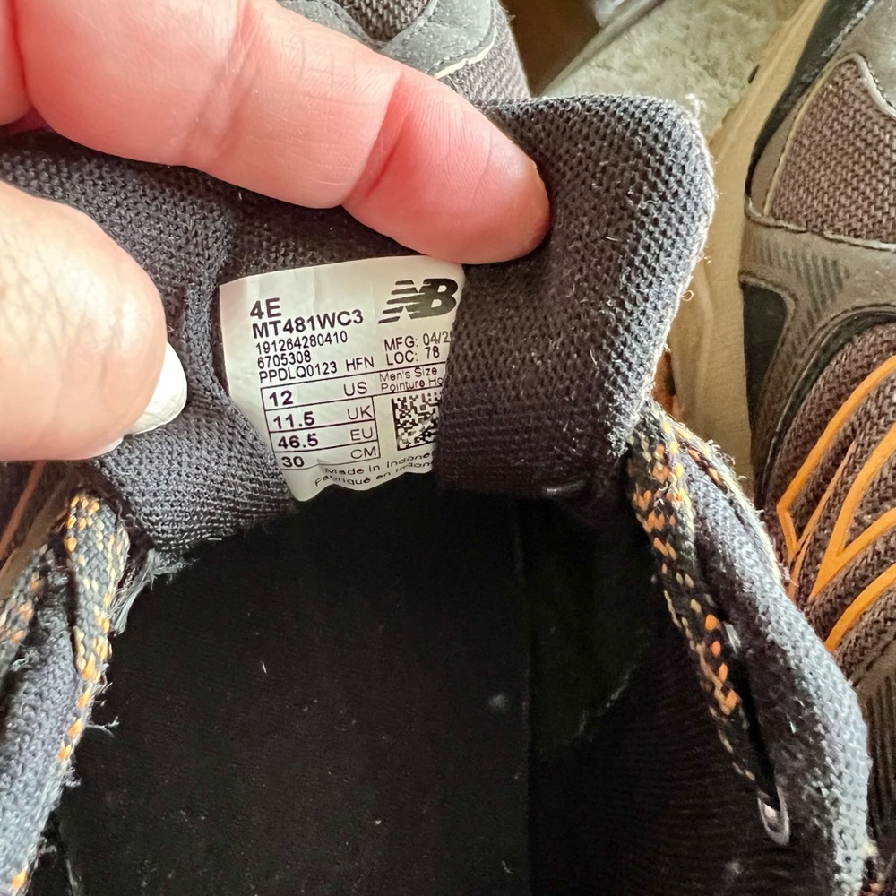 New Balance men’s 481 shoes. Barely worn